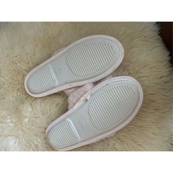 Splendid Sleep Cozy Pink Slippers - Picture 4 of 4